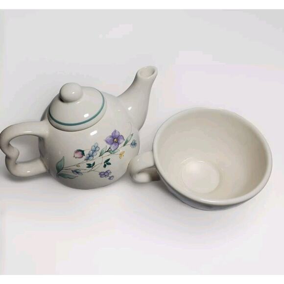 Vintage Pfaltzgraff April Floral Stoneware Nesting Stackable Tea Pot & Mug Set - Picture 5 of 12